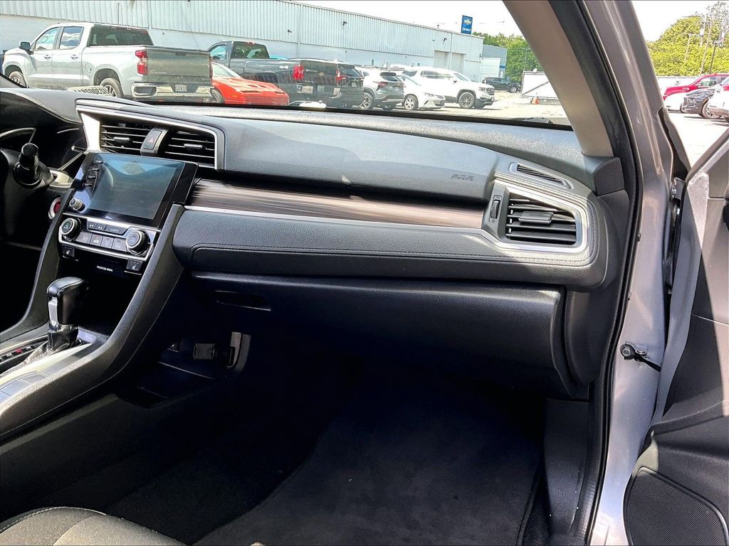 2020 Honda Civic — photo 13