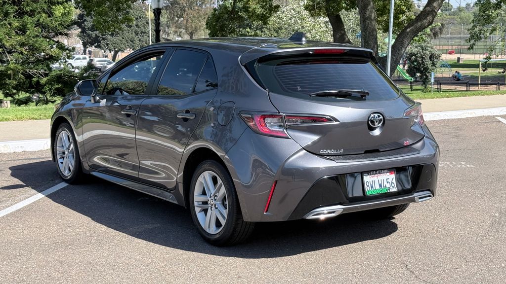Used 2021 Toyota Corolla Hatchback SE 5D Hatchback