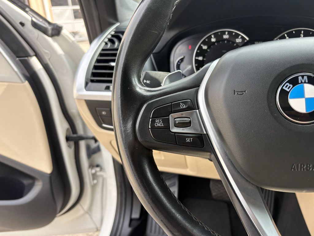Used 2018 Alpine White BMW xDrive30i image 16