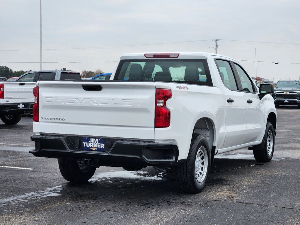 2025 Chevrolet Silverado 1500 WT 3