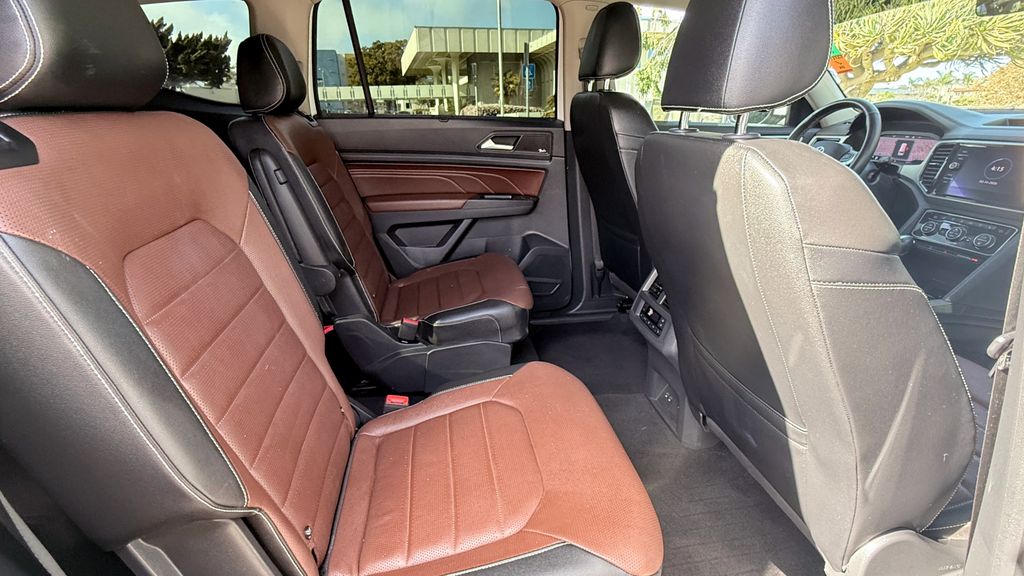 Used 2021 Volkswagen Atlas SEL Premium 4D Sport Utility