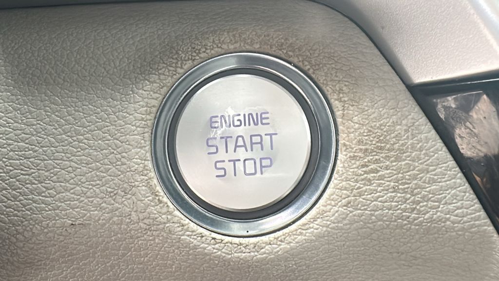 2020 Kia Telluride S White at Bravo Nissan