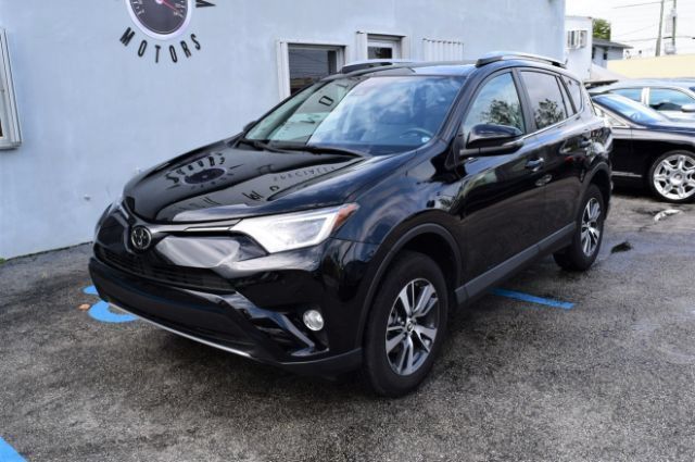 2017 Toyota RAV4 XLE 4D Sport Utility - Image 1