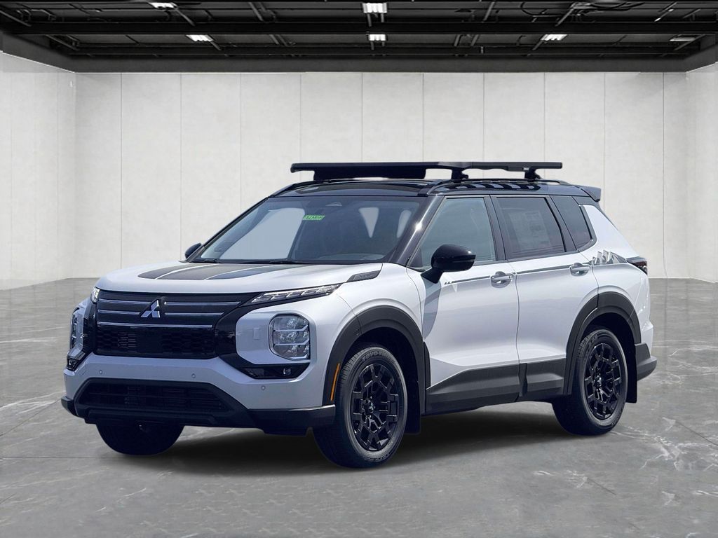 Diamond White 2026 Mitsubishi Outlander Trail Edition S-AWC SUV / Crossover All-Wheel Drive Continuously Variable Transmission
