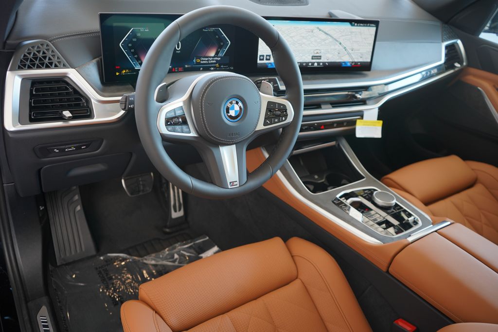 2025 BMW X5 xDrive50e 13