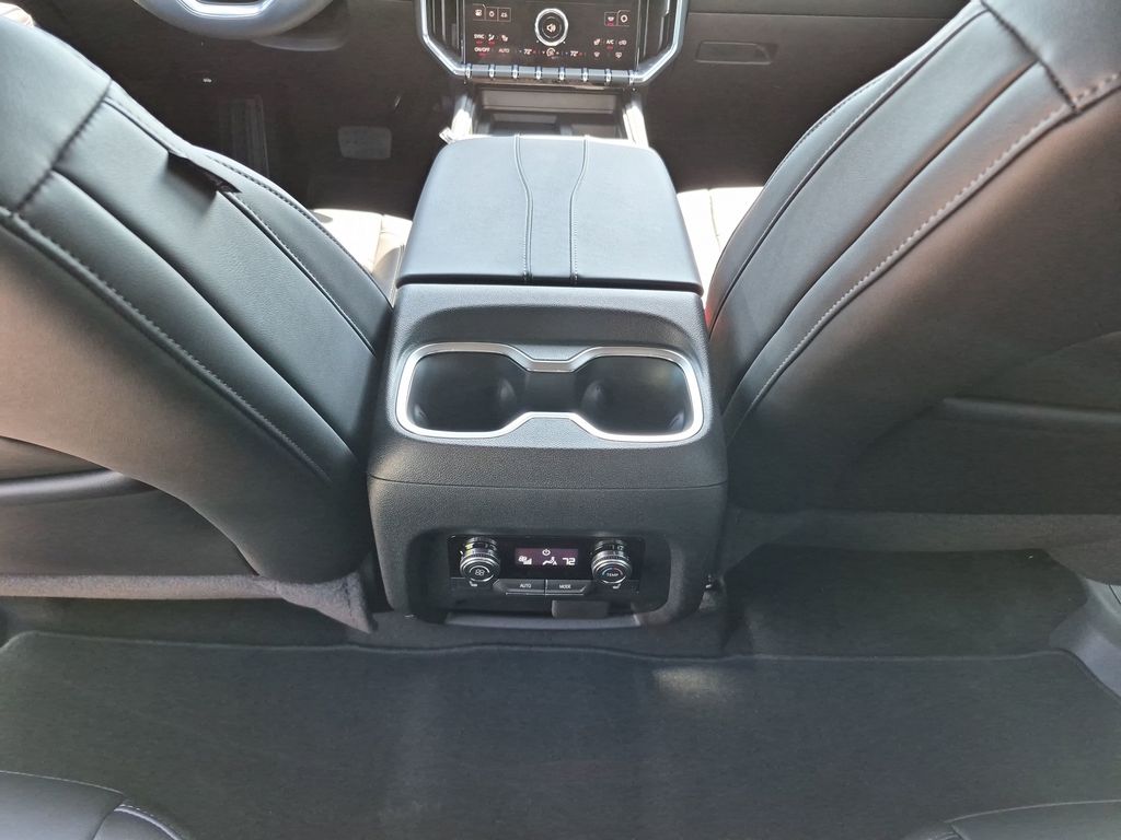 2026 GMC Acadia Elevation - Photo 33