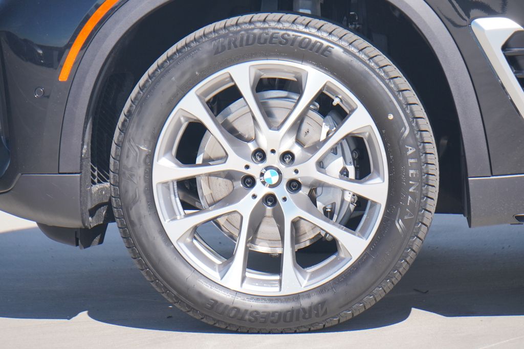 Thumbnail: 2026 BMW X5 - 5