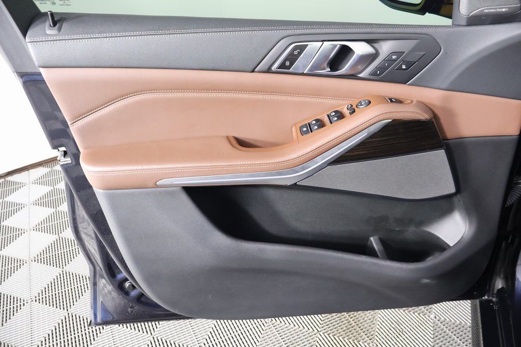 Thumbnail: 2020 BMW X5 - 13