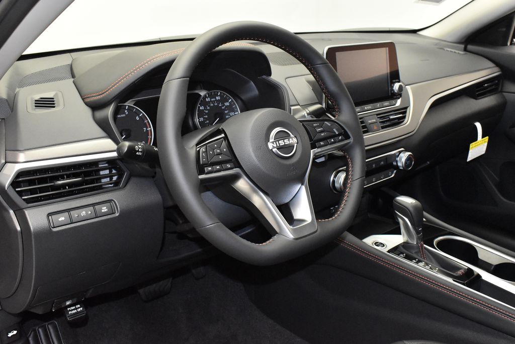 Thumbnail: 2025 Nissan Altima - 16