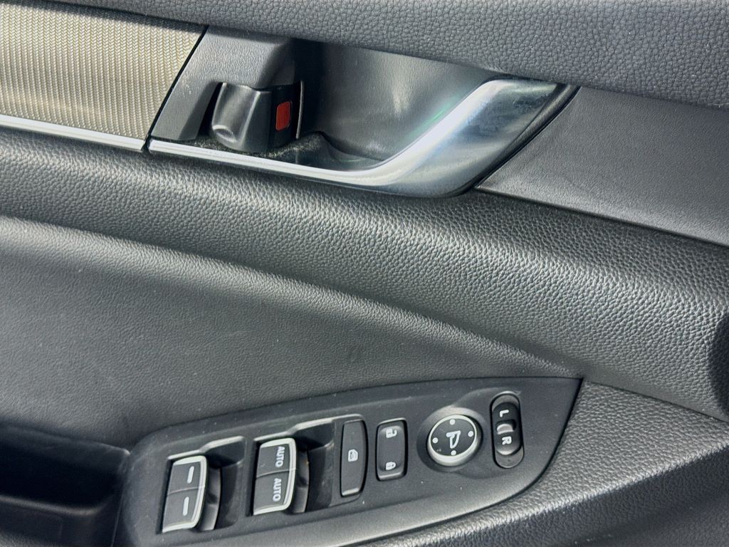 Used Car 2022 Honda Accord  Sport For Sale Under $25,000 In Austin, Texas