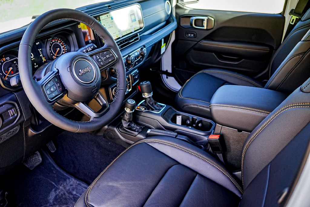 New Car 2025 Jeep Gladiator  For Sale Under $50,000 In Taylor, Texas