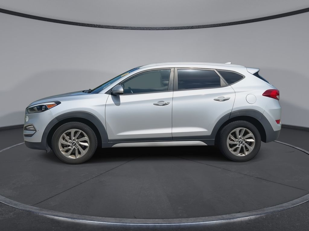 Thumbnail: 2017 Hyundai Tucson - 5