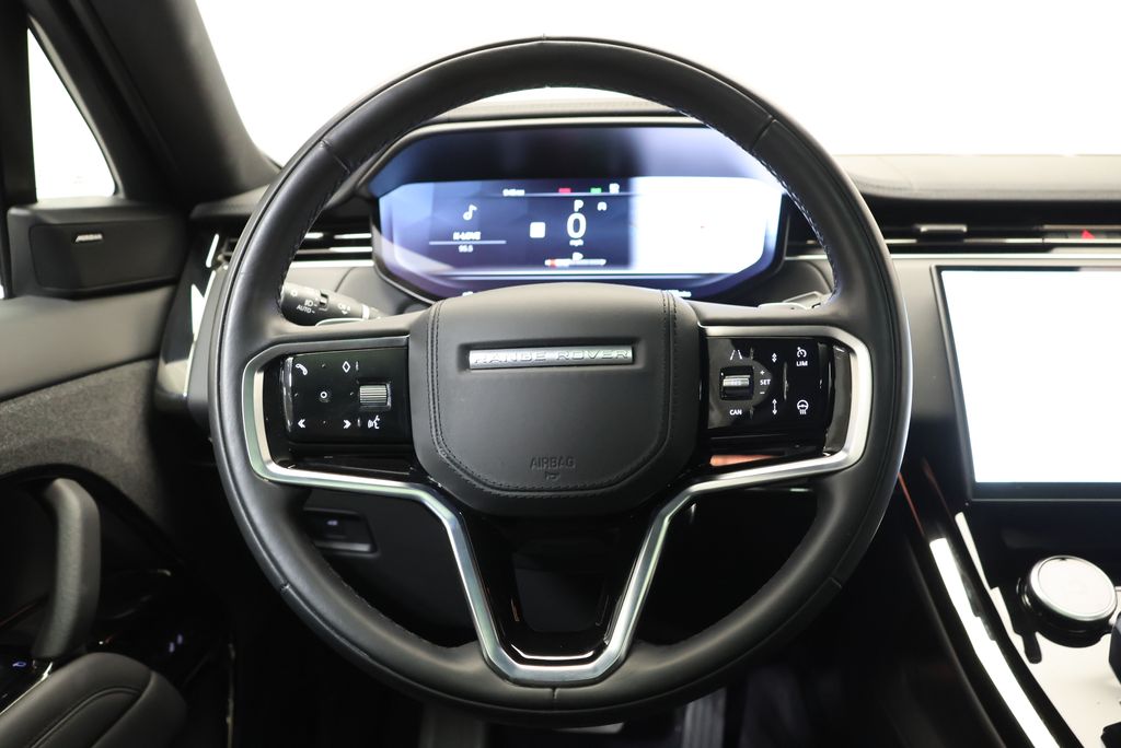 Thumbnail: 2023 Land Rover Range Rover Sport - 17