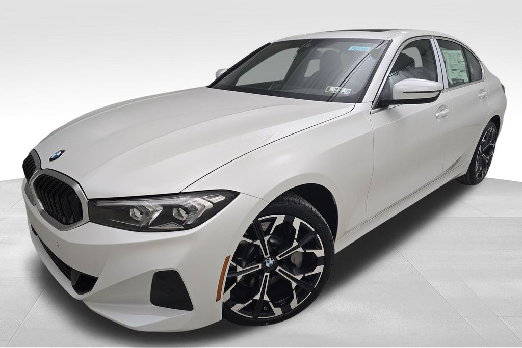2025 BMW 3 Series 330i's photo