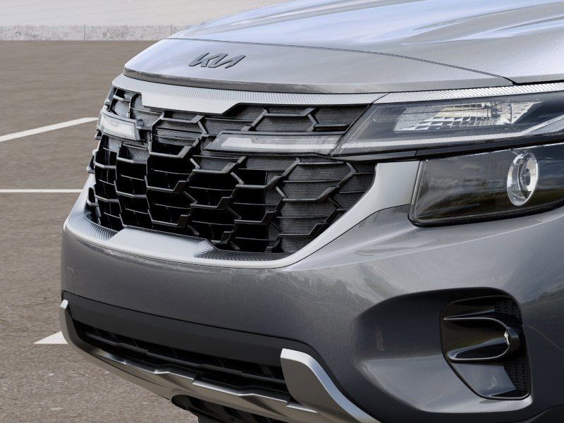 New 2025 Steel Gray Kia X-LINE 1.6T AWD image 12