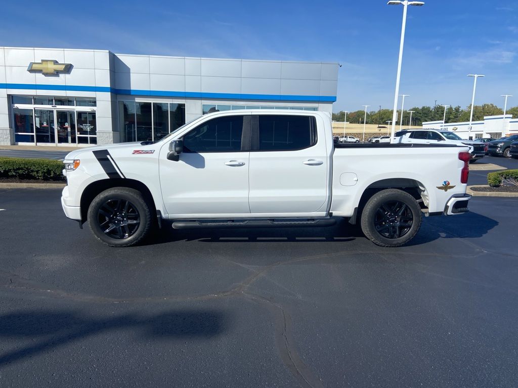 Thumbnail: 2022 Chevrolet Silverado 1500 - 2