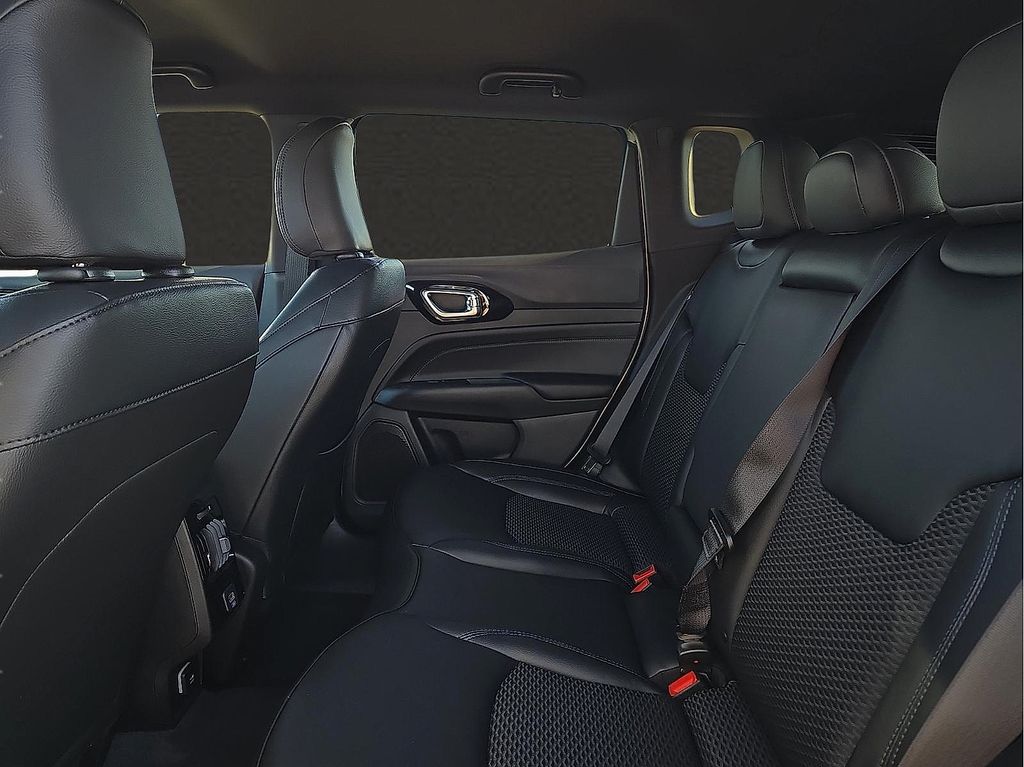 New 2026 Jeep Compass Latitude For Sale in Farmington, AR