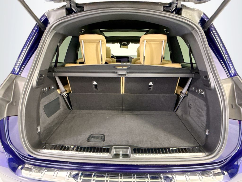 Thumbnail: 2026 Mercedes-Benz GLS - 28
