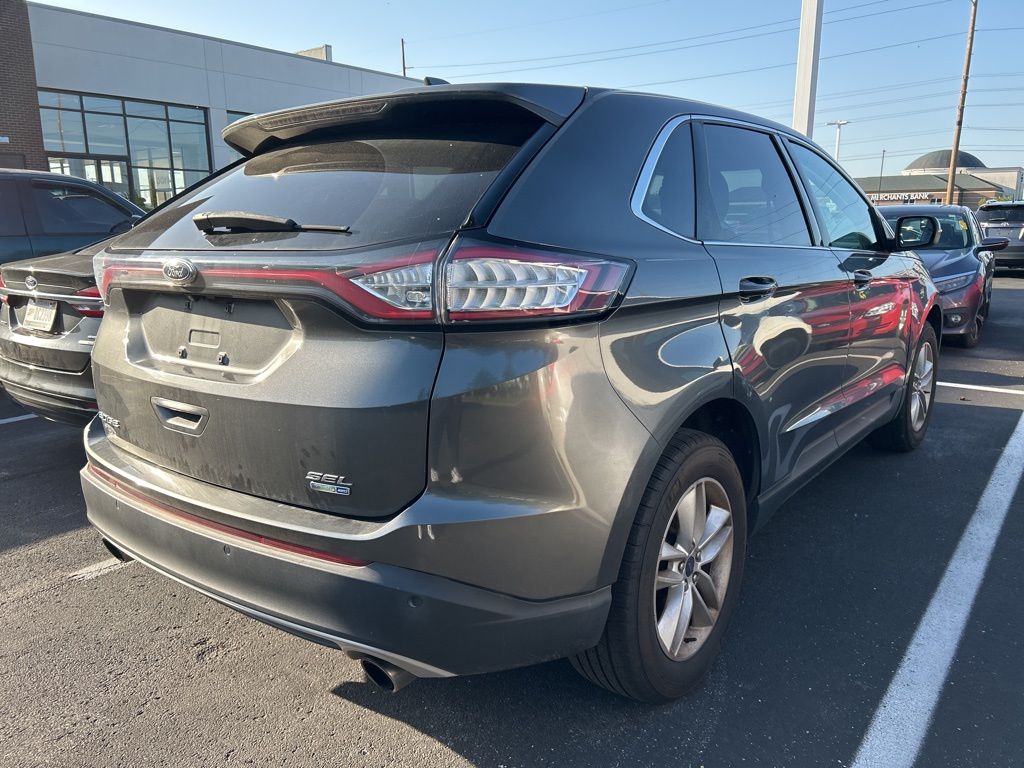 Thumbnail: 2015 Ford Edge - 3