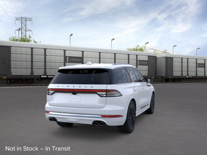 Thumbnail: 2026 Lincoln Aviator - 8