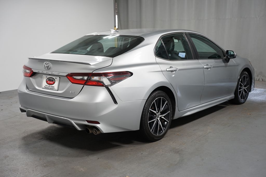 2021 Toyota Camry SE 8