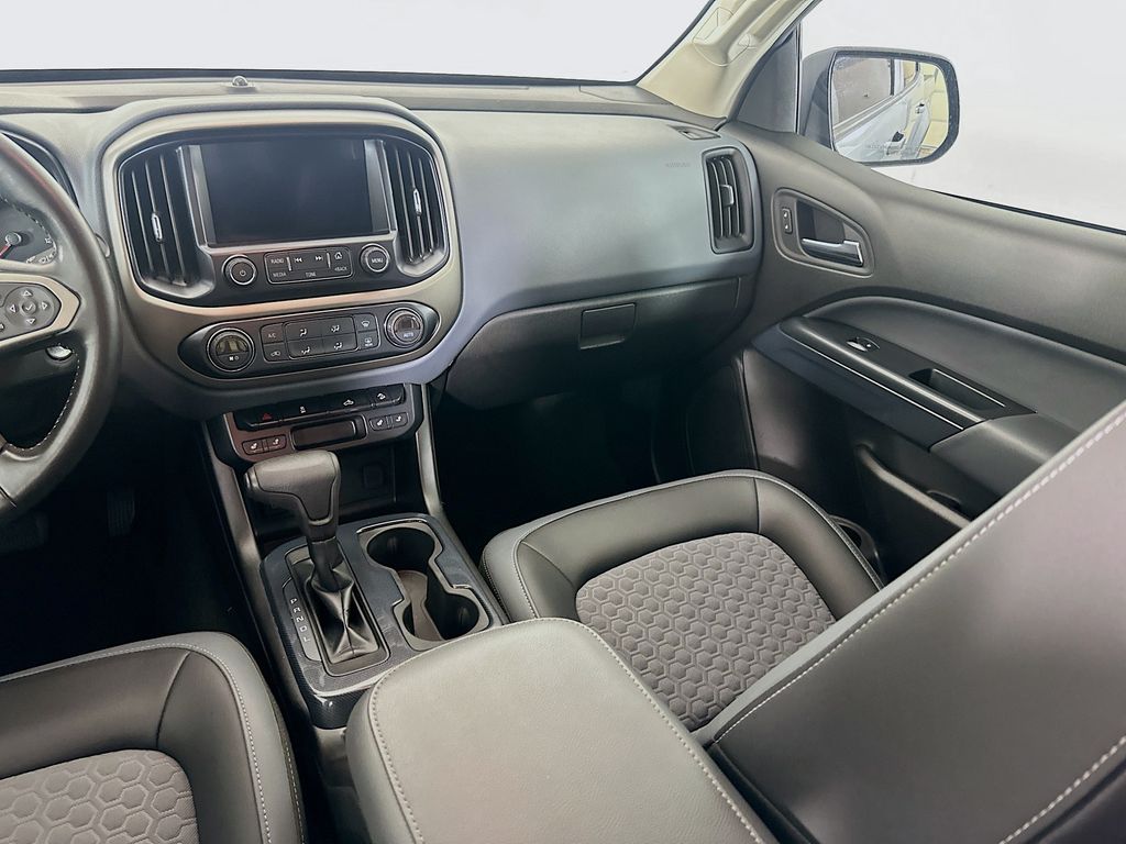 Thumbnail: 2018 Chevrolet Colorado - 22