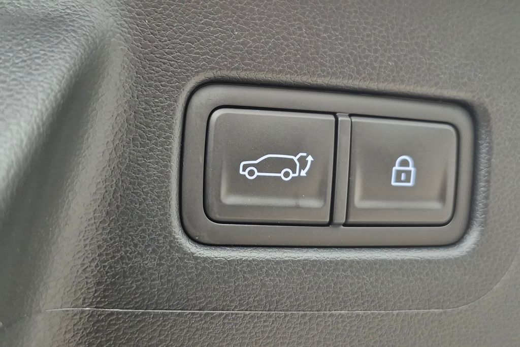 New 2026 Silver Hyundai Calligraphy image 8