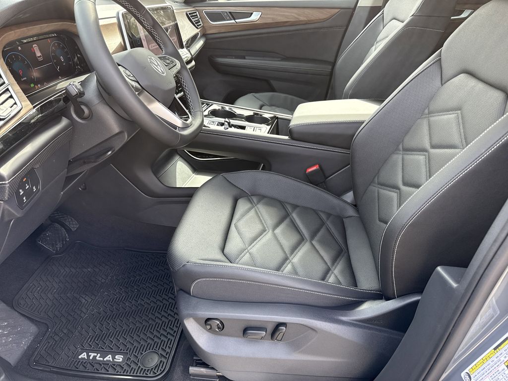 2026 Volkswagen Atlas 2.0T SE w/Technology - 11