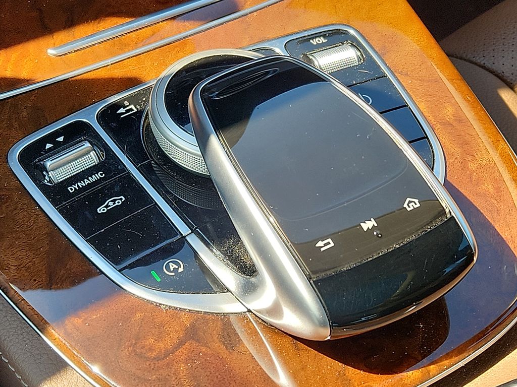 Thumbnail: 2019 Mercedes-Benz E-Class - 24