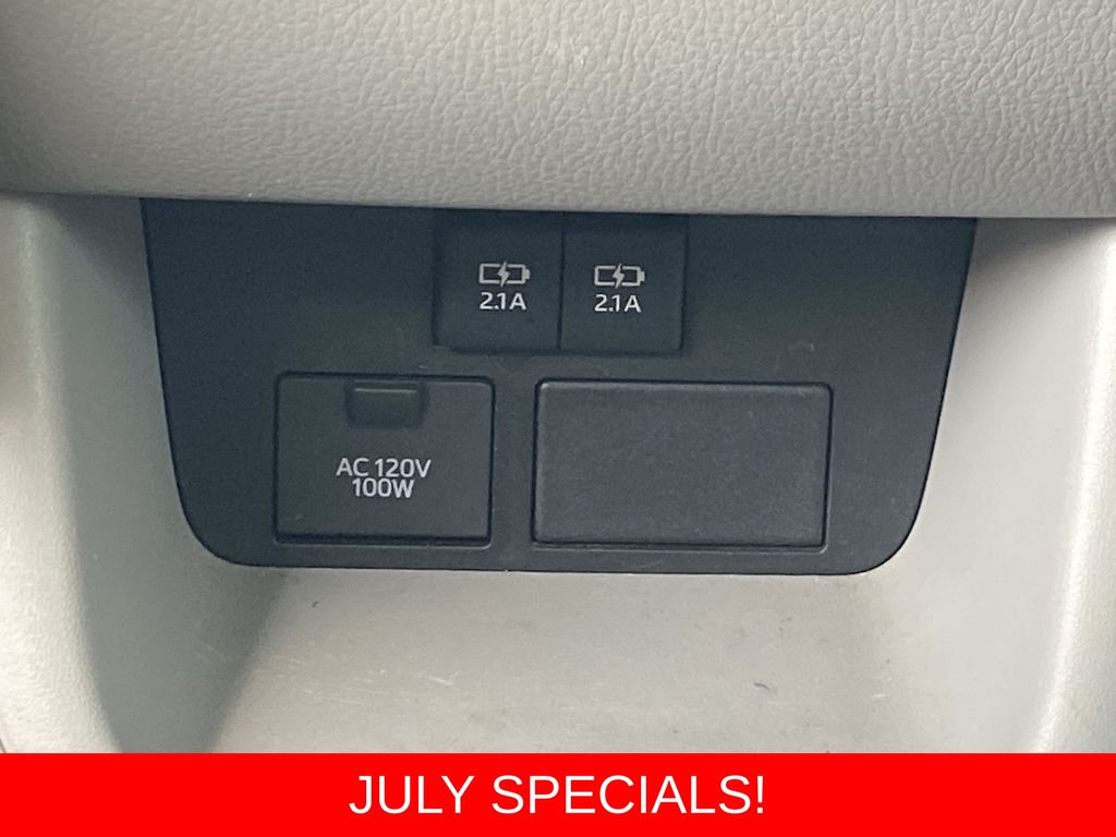 Used 2017 Toyota Highlander SUV