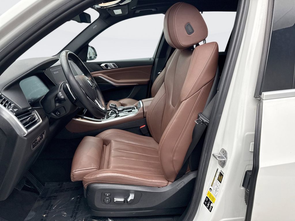 Thumbnail: 2020 BMW X5 - 11