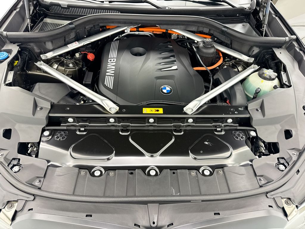 Thumbnail: 2026 BMW X5 - 28