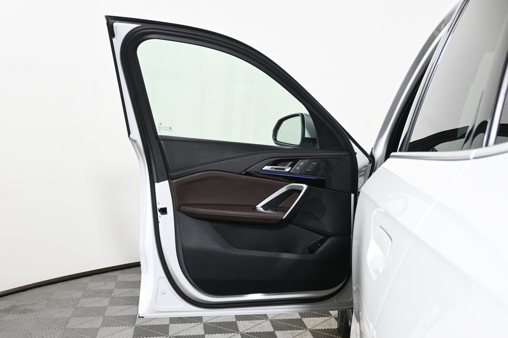 Thumbnail: 2023 BMW X1 - 27