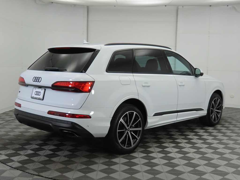 2025 Audi Q7  5