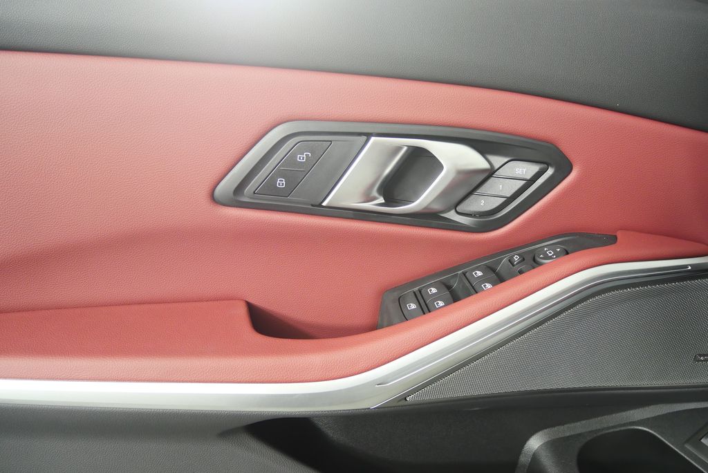 Thumbnail: 2025 BMW 3 Series - 8