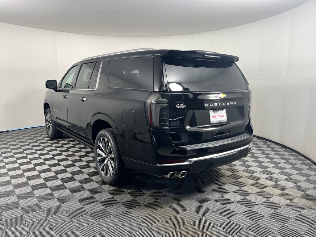 Thumbnail: 2026 Chevrolet Suburban - 3