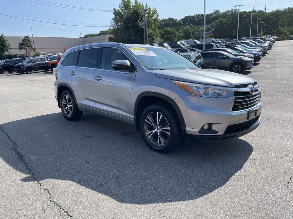 Used 2016 Toyota Highlander SUV