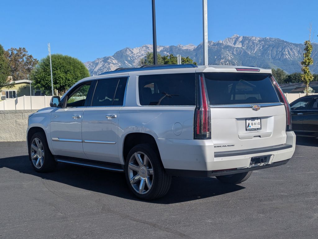 2020 Cadillac Escalade ESV Luxury 7