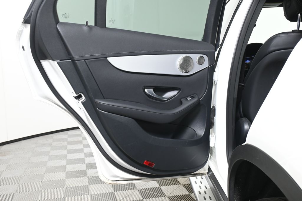 2023 Mercedes-Benz GLC 300 29