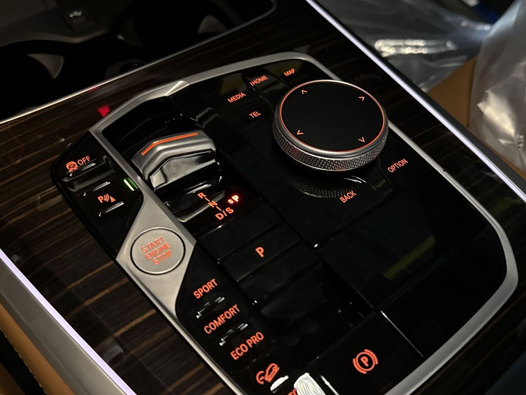 Thumbnail: 2026 BMW X5 - 20