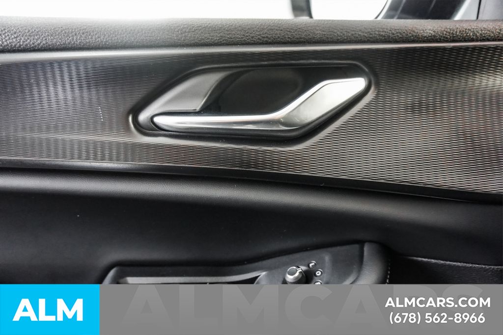 Used 2025 Silver Jeep Altitude image 53