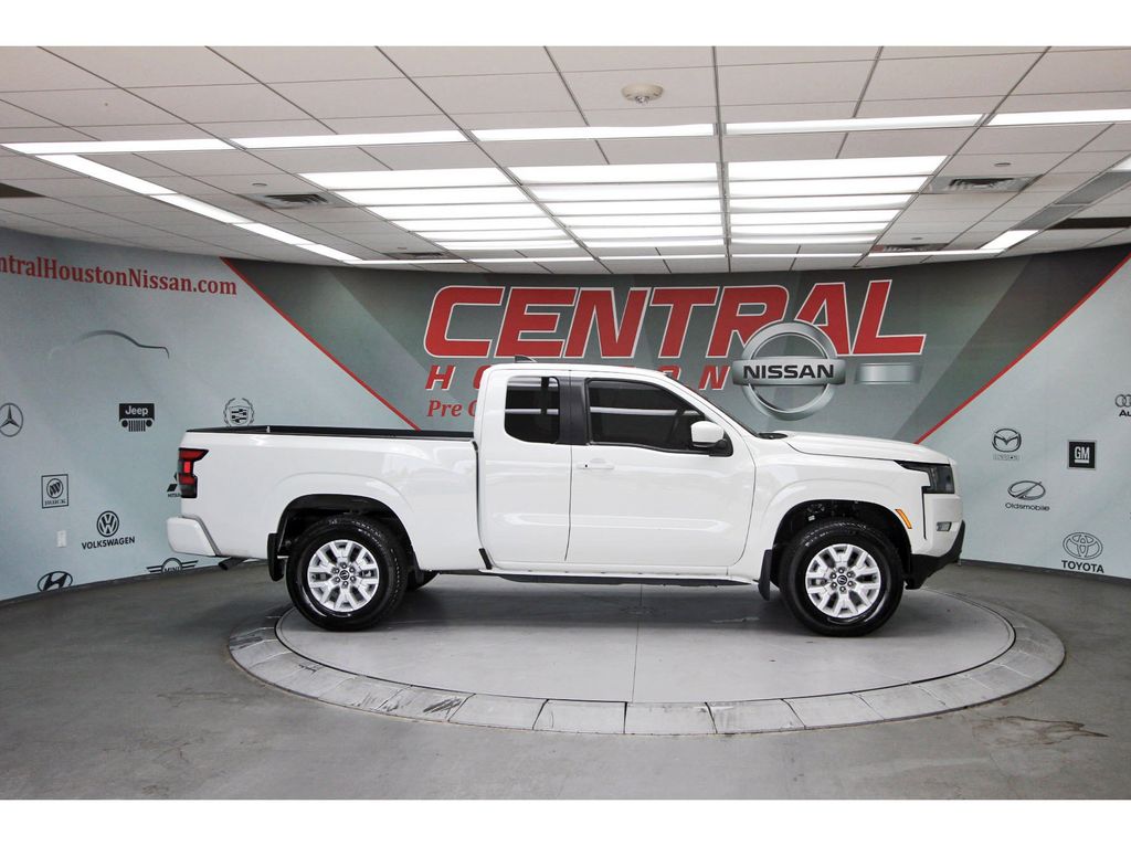 2024 Nissan Frontier SV White at Bravo Nissan