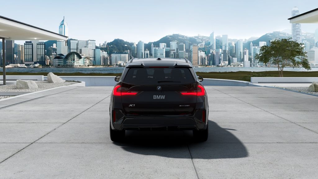2025 BMW X1 xDrive28i 30