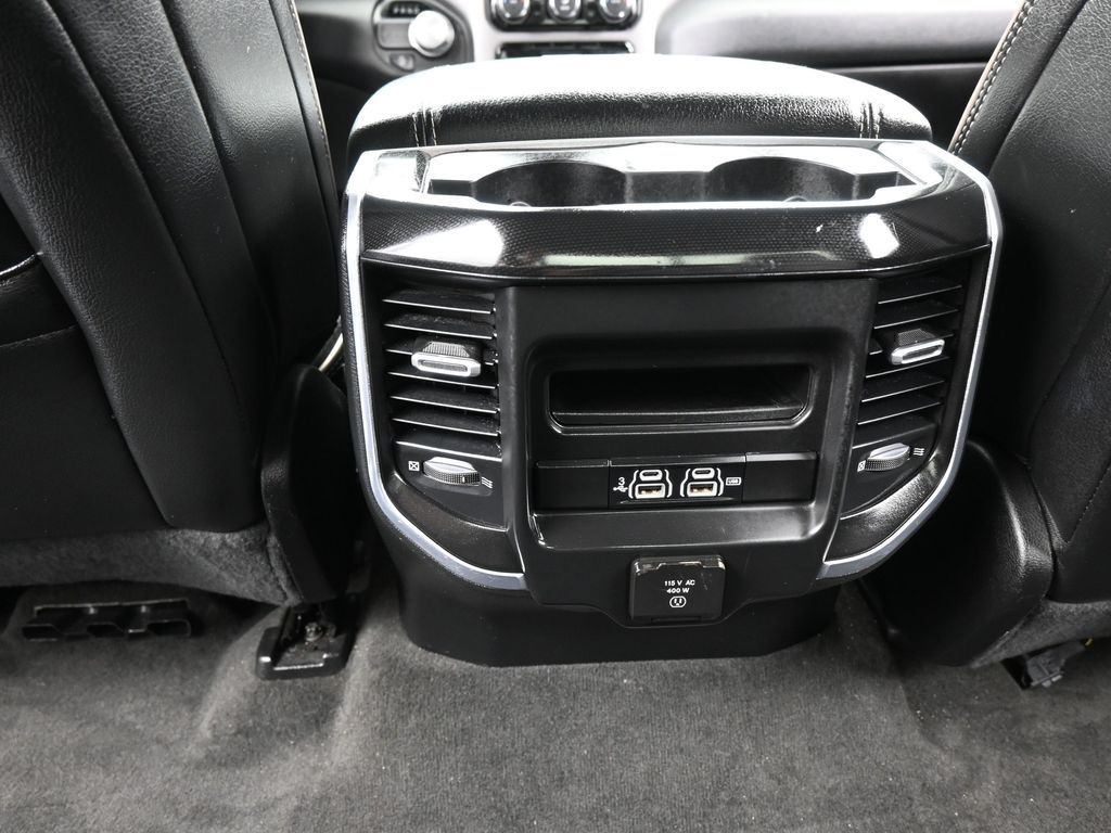 Used 2020 Granite Crystal Metallic Clearcoat Ram Laramie image 38