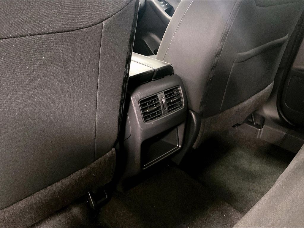 2023 Nissan Rogue — photo 27