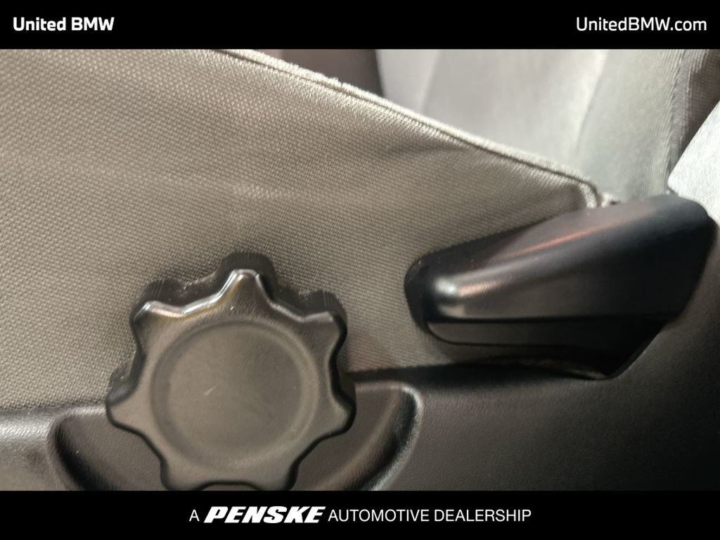 Thumbnail: 2020 Toyota Tacoma - 12