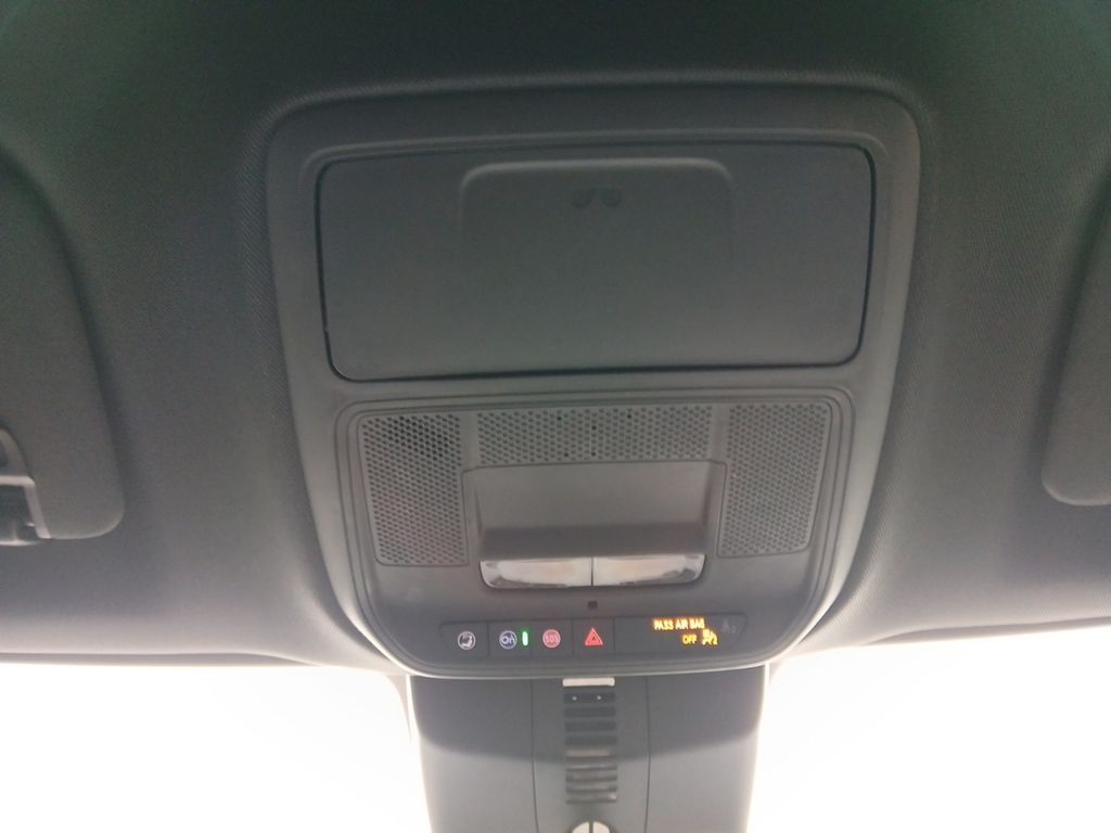 Used Car 2024 Chevrolet Traverse  Z71 For Sale Under $50,000 In Austin, Texas