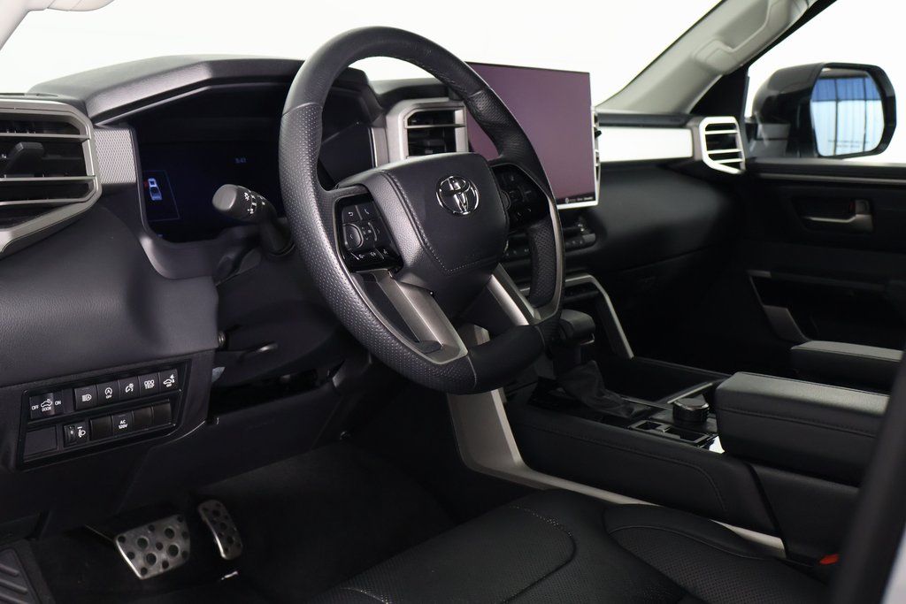 Thumbnail: 2024 Toyota Tundra - 7