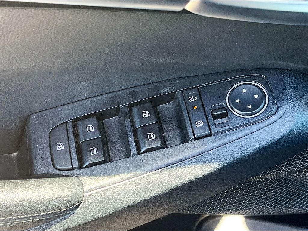 Used 2024 Black Kia SX image 18