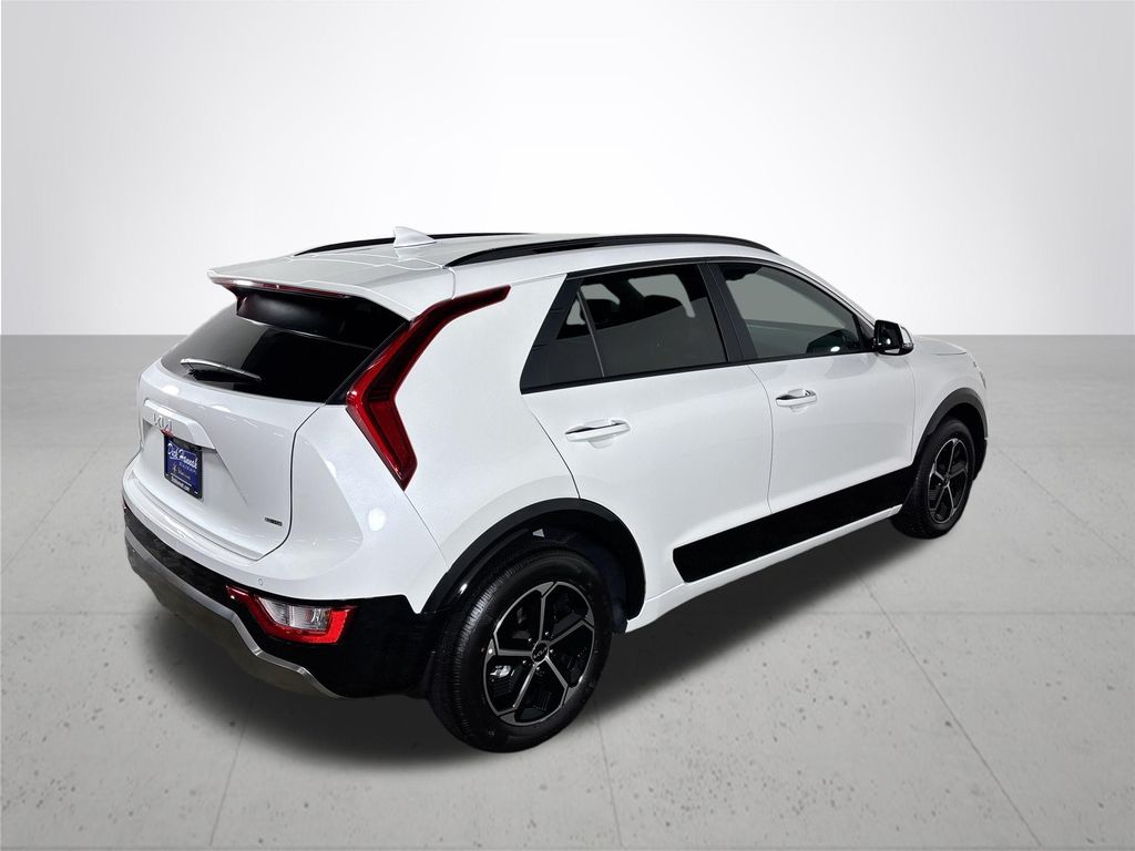 2026 Kia Niro SX